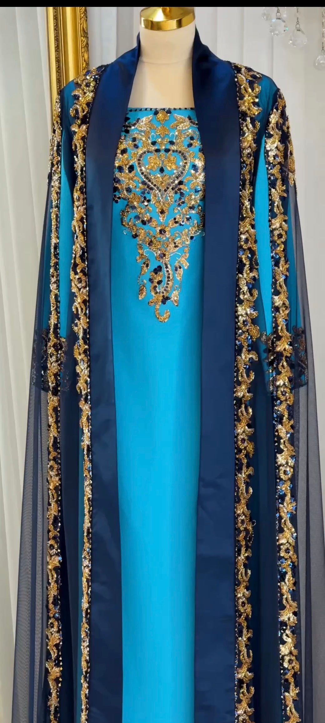 Aashka Kaftan size 44