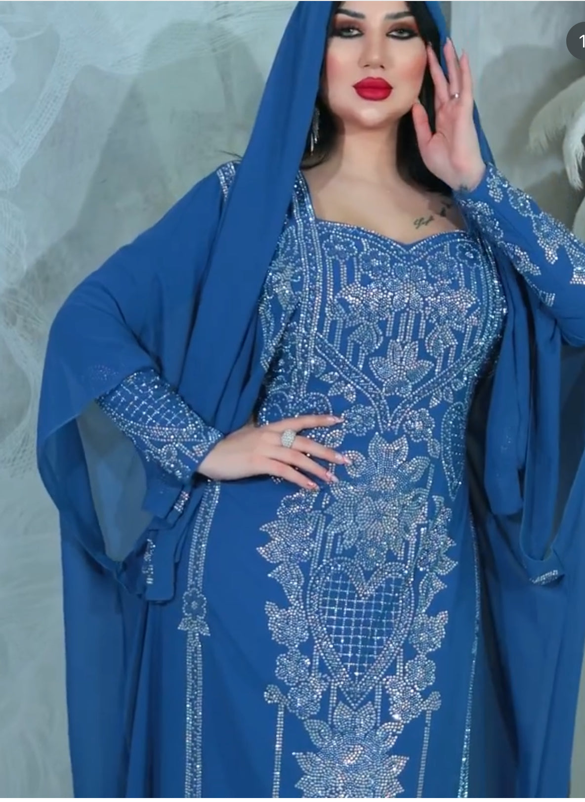 Vala Kaftan Size 40